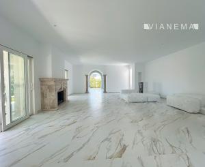 NA PREDAJ ŠPANIELSKO Luxusná Vila 300m od pláže,Los Monteros