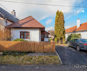 IBA U NÁS: Na predaj staršia drevenica – rodinný dom Mošovce