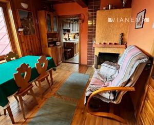 NA PREDAJ! Rekreačná chata Javorníky - Nesluša, 177 m²