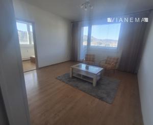 IBA U NÁS! Prenájom 3 izb.bytu ul.SNP v Považskej Bystrici