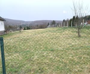 NA PREDAJ! Stavebný pozemok v obci Hollóháza