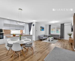 IBA U NÁS! Na predaj 3i novostavba v P.Biskupice, 534m2, BA