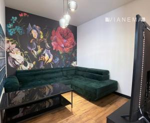 IBA U NÁS! NA PREDAJ - ZARIADENÝ 1,5 I BYT NA KRIŽOVATKÁCH