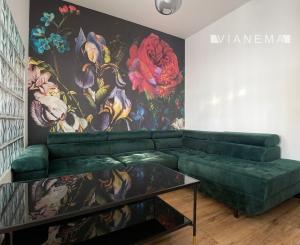 IBA U NÁS! NA PREDAJ - ZARIADENÝ 1,5 I BYT NA KRIŽOVATKÁCH