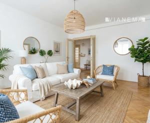 IBA U NÁS! Staromestský 2 izbový byt v pôvodnom stave, 83 m²