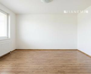 IBA U NÁS! Na predaj RD 3i+1i byt, Blatné na Ostr., 3265m²