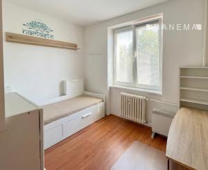 IBA U NÁS! Na predaj 2,5-izbový byt, Záhradnícka, Nivy