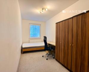 NA PREDAJ! 4-izbový byt v Petržalke