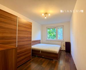 NA PREDAJ! 4-izbový byt v Petržalke