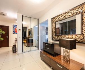 NA PREDAJ! 4 izbový byt s parkovaním Bratislava-Dúbravka