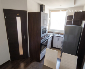 IBA U NÁS! Na predaj 3-izbový byt v top lokalite Poprad