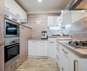 IBA U NÁS! Na predaj pekný 3i byt po rekonštr.TN-Sihoť, 65m2