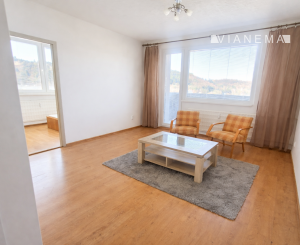 IBA U NÁS! Na prenájom 3-izbový byt ulica SNP, PB