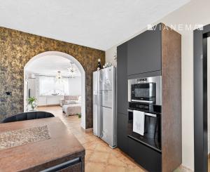 IBA U NÁS! Nádherná 6i vila, 335m2, Skalka nad Váhom,Trenčín