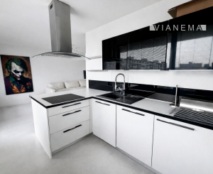 **NA PREDAJ! 3i byt Bratislava, Ružinov, Nevädzová ulica, RETRO**