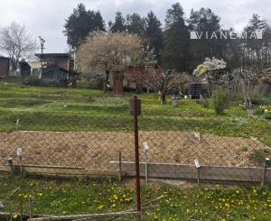 NA PREDAJ !  Záhradka 358m2 SNP Považská Bystrica