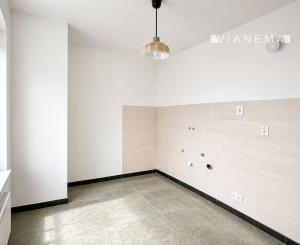 NA PREDAJ! 2i byt s potenciálom premeny na 2i byt v Trenčíne