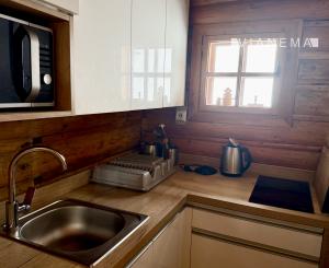 IBA U NÁS! Chata pri SKI Makov s nádhernými výhľadmi na predaj