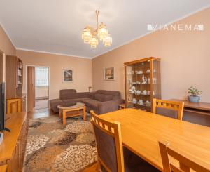 IBA U NÁS! Slnečný 4 izbový byt Obchodná ul., Košice-Západ