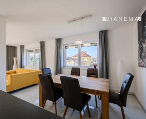 IBA U NÁS! Na predaj 5i priestranný dom, Zamarovce, okres TN