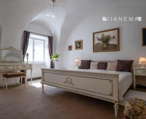 IBA U NÁS: Na predaj rodinný dom Svätý Jur – záhrada, garáž, pivnica
