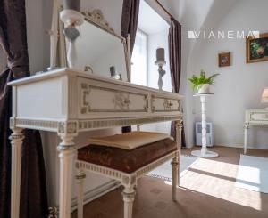 IBA U NÁS: Na predaj rodinný dom Svätý Jur – záhrada, garáž, pivnica