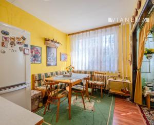 3 izbový byt, pôvodný stav, loggia 6m, Košice, Pražský typ