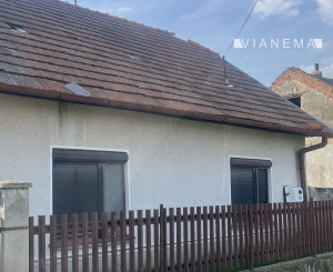 REZERVOVANÉ!Na predaj 3i dom s pozemkom 958m2, obec Bíňa