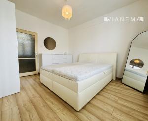 IBA U NÁS! Tehlový 3 izbový byt, Národná trieda, Košice