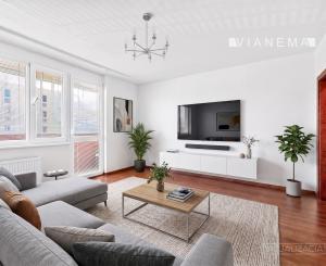 Veľký 5-izbový byt 96 m², Tematínska, Nové mesto nad Váhom