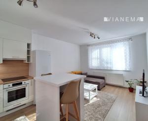 Na prenájom zariadená garsónka Žilina - Zelené Vlčince, 29m2