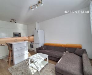 Na prenájom zariadená garsónka Žilina - Zelené Vlčince, 29m2