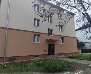 Priestranný 2i byt, 57m2, TOP lokalita Trenčína, Dlhé Hony