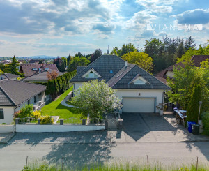 Priestranná vila pre rodinný život aj oddych – Zamarovce