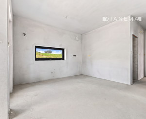 Na predaj 4i holodom Dolná Tižina, garáž 33m2,pozemok 2970m2