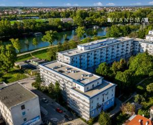 Priestranný 3i byt, Sihoť Trenčín | 84 m² | Výhľad na hrad