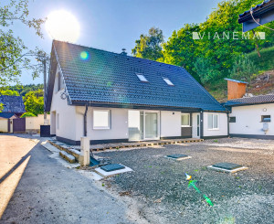 Nadštandardný 5-izbový dom s garážou a pozemkom 1 300 m²
