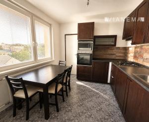 IBA U NÁS!  Zariadený 3-izbový byt ILAVA, 72m2