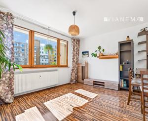 3 izbový byt, loggia, klimatizácia, Matuškova, Košice Terasa