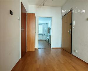 Na prenájom 2i byt s balkónom, Žilina-Hájik, 53m2
