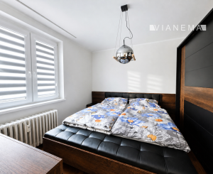 Priestranný 3-izbový byt na predaj, v centre Beluše, 68m2