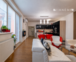 Pekný 4i byt s dvomi terasami po kompletnej rekonštrukcii, slepá ulica, 141,4 m²!