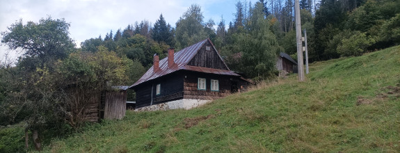 IBA U NÁS! NA PREDAJ romantická drevenica s výhľadmi-Dlhá nad Kysucou, okres Čadca