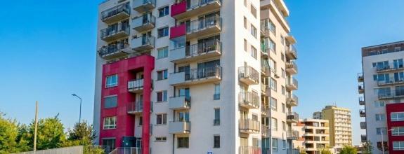 IBA U NÁS! 2 izbový byt  71m² + 2 balkóny + parkovacie stáie