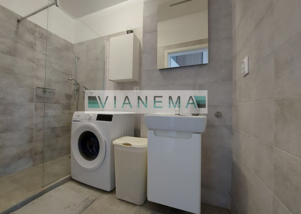 IBA U NÁS! Exkluzívne ponúkame 1-izb. byt s parkovaním, Slovenský Grob