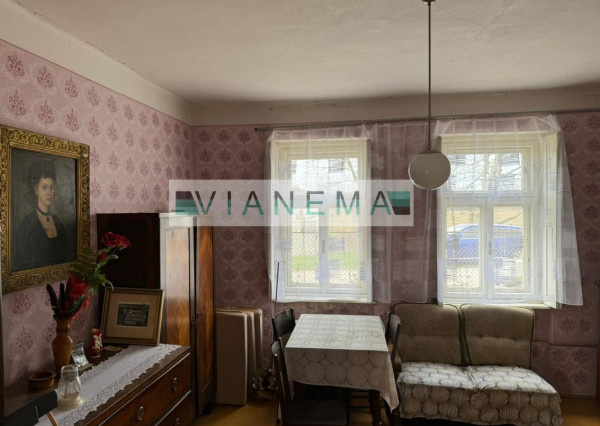 REZERVOVANE! Exkluzívne stavebný pozemok s domom Kajal