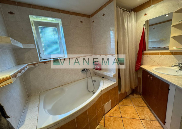 REZERVOVANÝ! IBA U NÁS ponúkame veľkometrážny byt, Dohňany