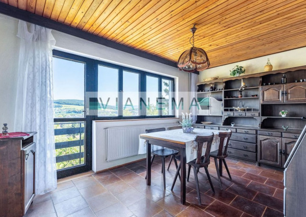 REZERVOVANÁ!!! IBA U NÁS!  chata so súpisným číslom, Púchov