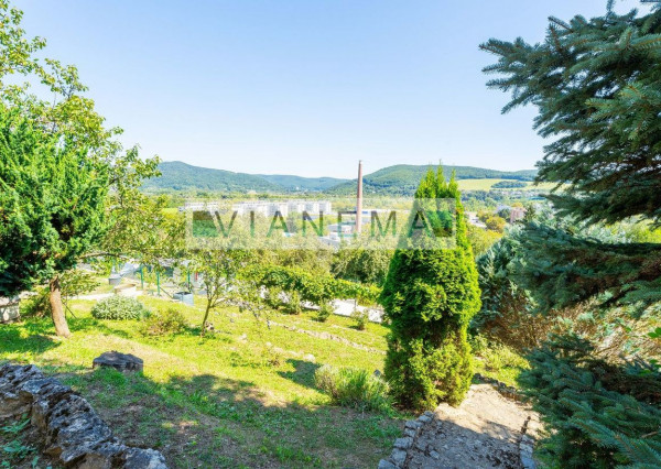 REZERVOVANÁ!!! IBA U NÁS!  chata so súpisným číslom, Púchov