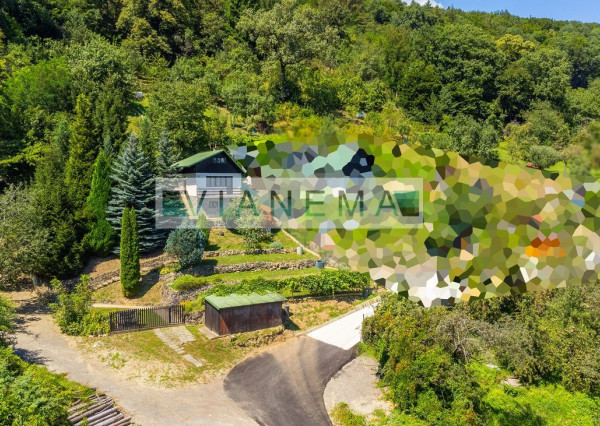 REZERVOVANÁ!!! IBA U NÁS!  chata so súpisným číslom, Púchov